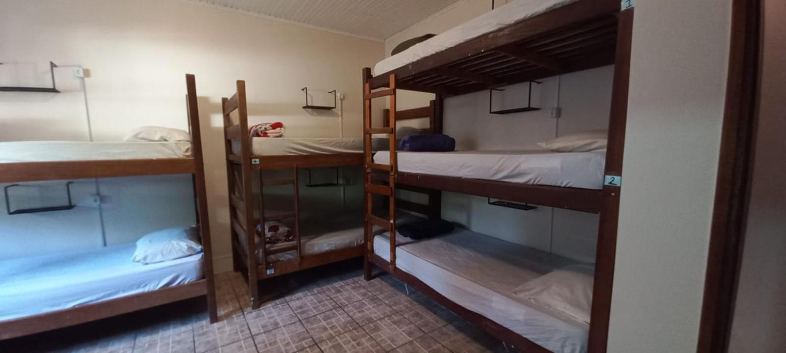 Mahalo Hostel إلها غراندي المظهر الخارجي الصورة