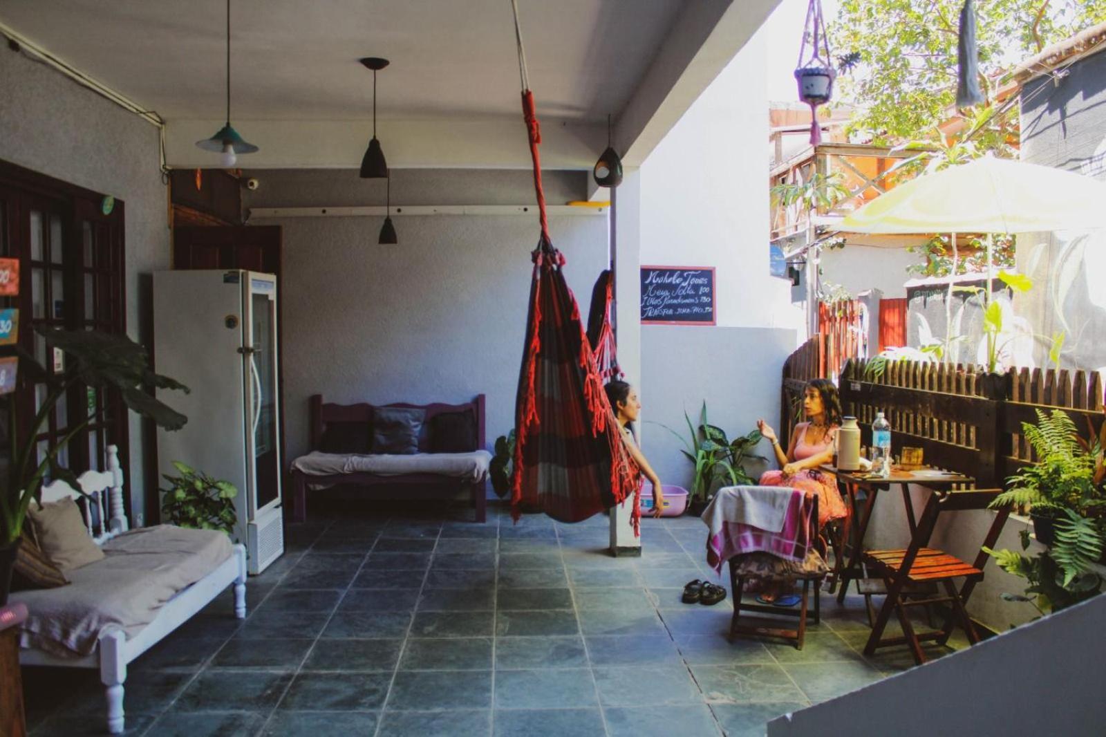 Mahalo Hostel إلها غراندي المظهر الخارجي الصورة